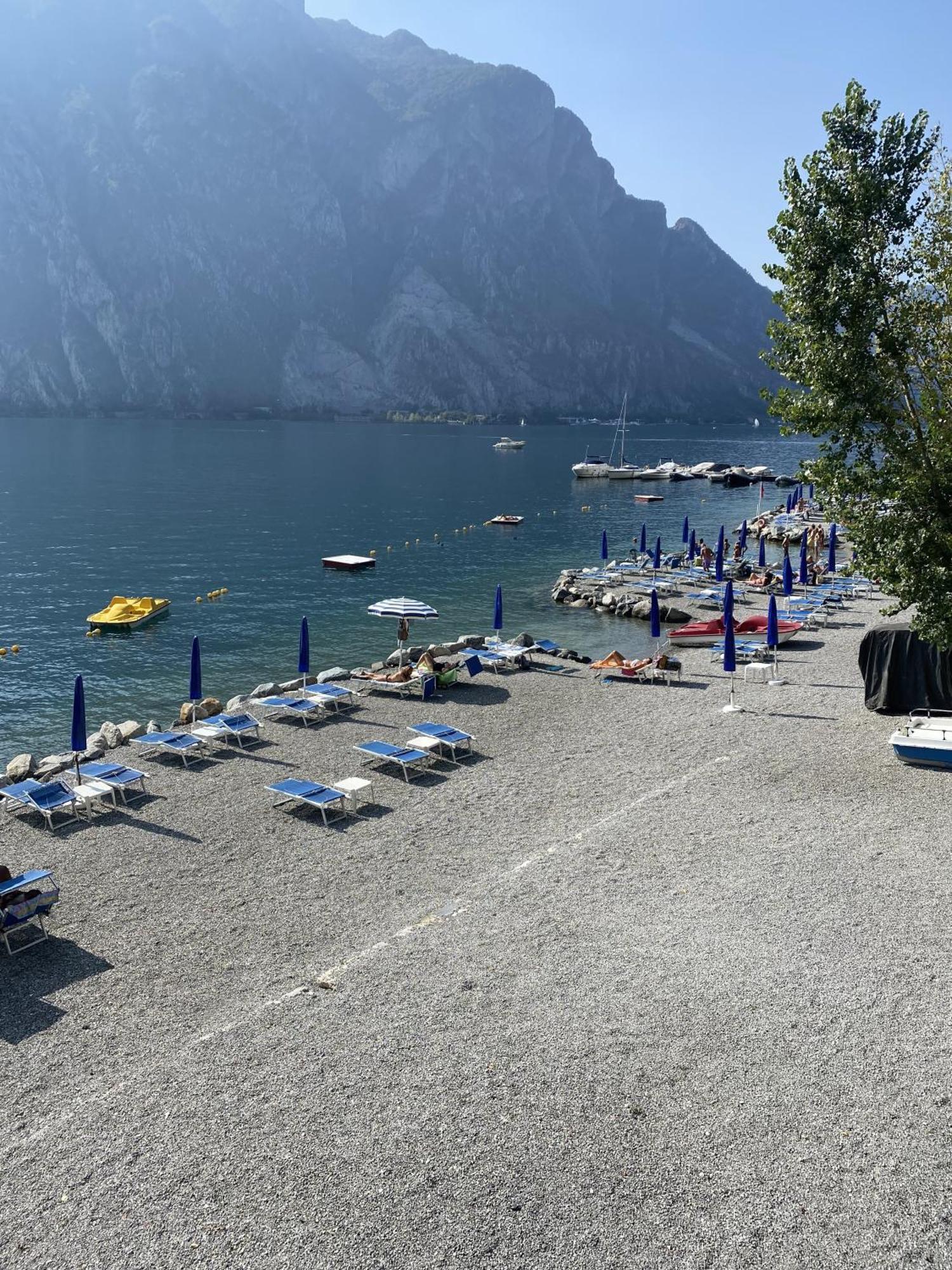 Lake Front Apartments, Lecco Buitenkant foto
