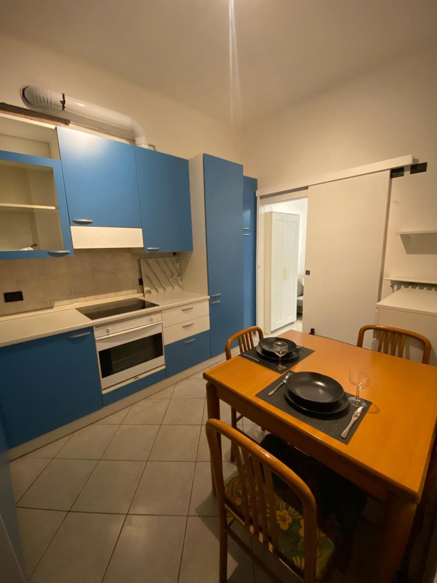 Lake Front Apartments, Lecco Buitenkant foto